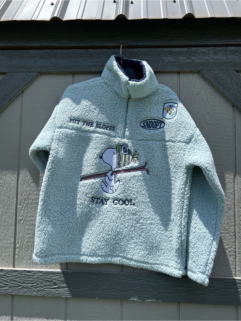 Peanuts Snoopy Light Blue Sherpa Quarter-Zip Pullover Skiing “Stay Cool”